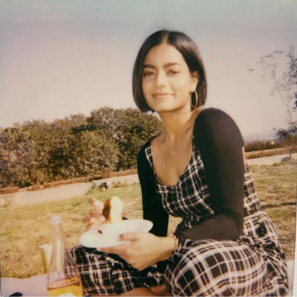 Meet your Posher, Safia